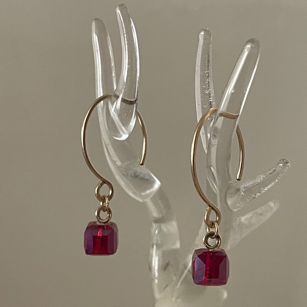 Elegant Red Swarovski Crystal Cubes .